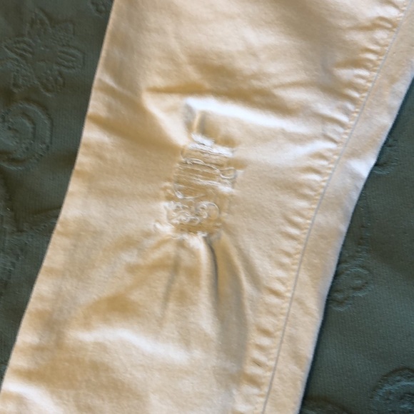 Banana Republic Cropped Jeans. - Picture 5 of 13